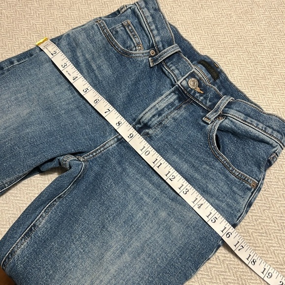 Uniqlo Sim Straight Vintage Wash Jeans. Size 3 - Picture 6 of 13